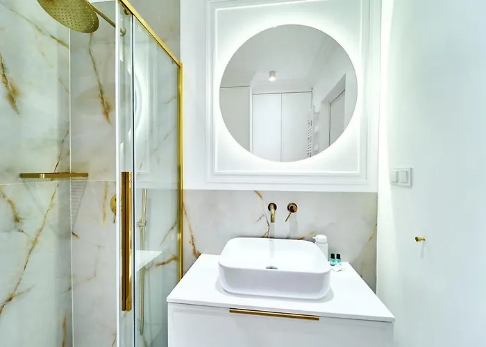 Laguna 20 פולניסה-ז'דוז'